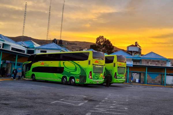 Boleto de Bus Nocturno Cusco a Puno (2do Piso Asiento 140°)